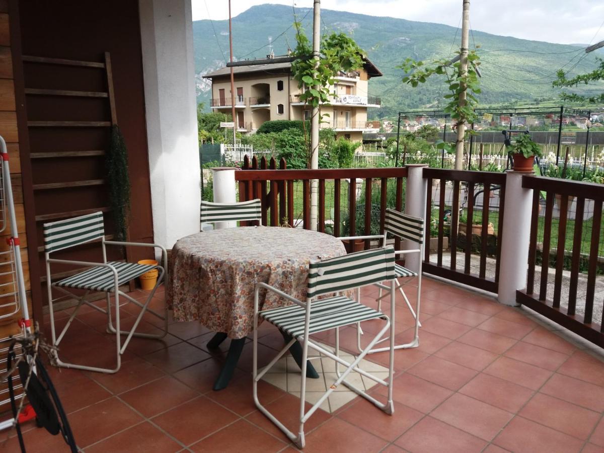 Grazioso Appartamento Tra Cultura, Lago E Montagna Pomarolo Exteriör bild